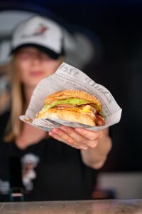 Der beste Burger aus dem Food Truck von Shiggy's Eat n More
